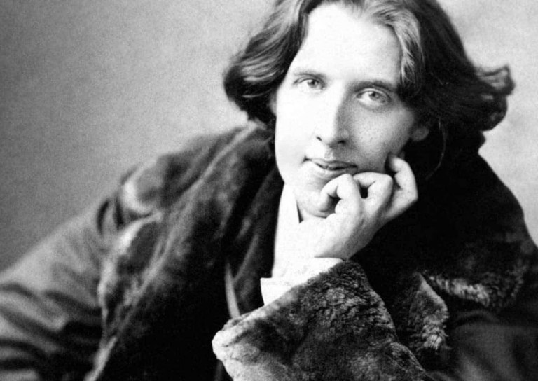 De profundis, un homenaje a Oscar Wilde en la habitación del hotel donde murió