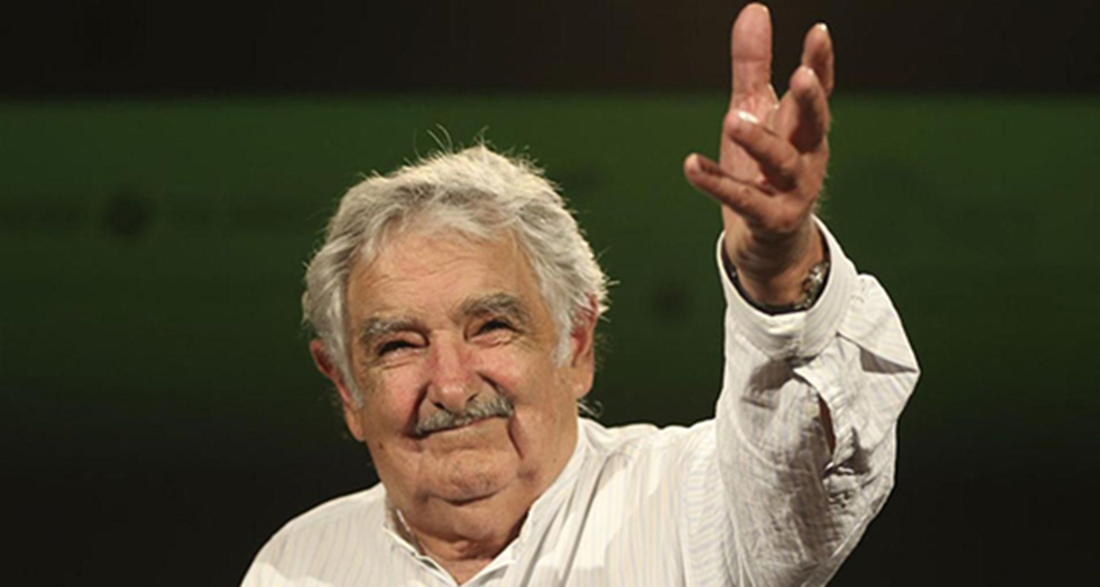 Retrato de José Mujica. Retrata a un líder que vivió con autenticidad. Su presidencia uruguaya (2010-2015) reflejó su filosofía.