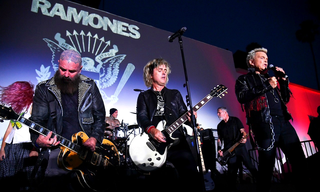 Tributo a Ramones ligado al aniversario de Carrie de Stephen King